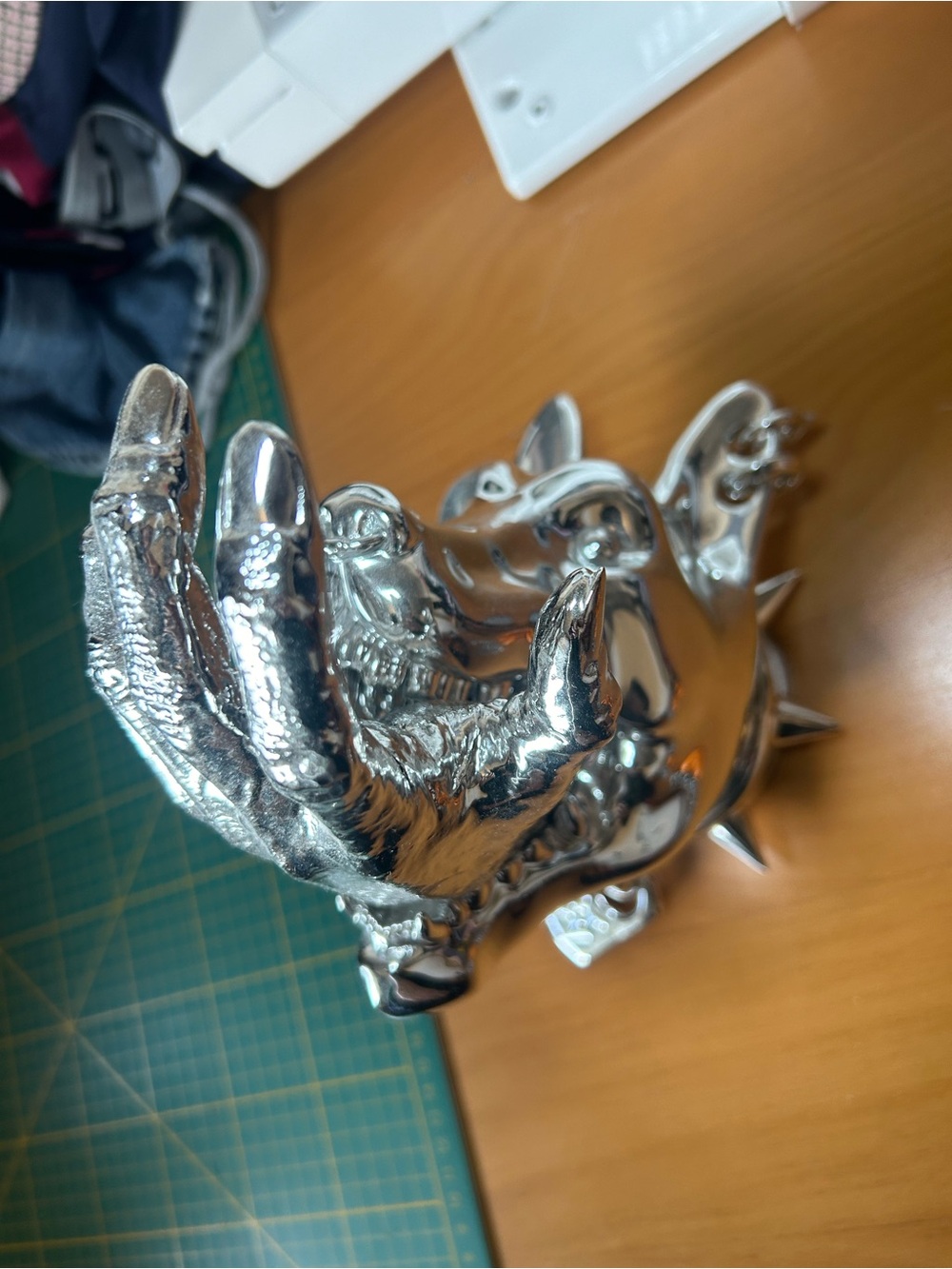 Hard Jewlery Hellhound jewlery holder / wall mount